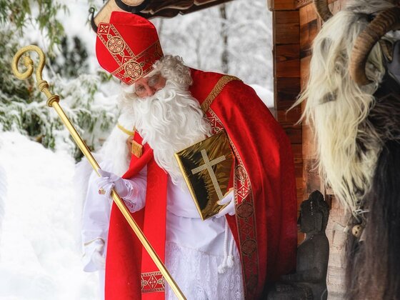 "Der Nikolaus kommt" in Zell am Ziller